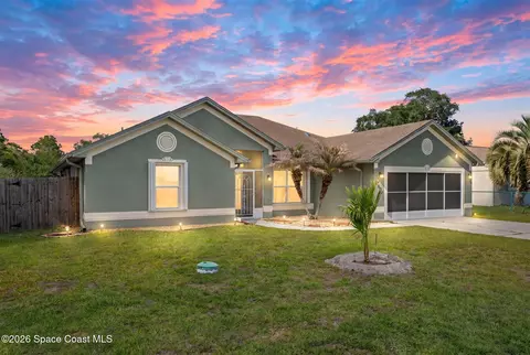 967 Douglas St SE, Palm Bay, FL 32909