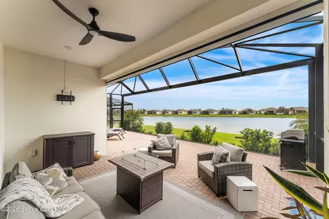 2263 Great Belt Cir, Melbourne, FL 32940