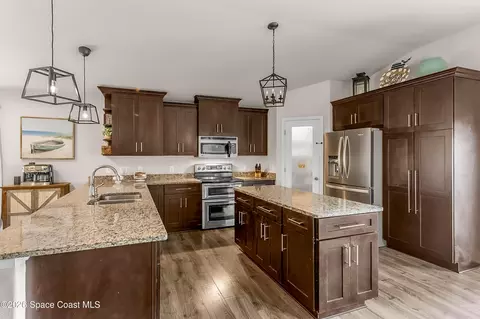 Kitchen - 1491 Bourke Ln, Melbourne, FL 32940 photo 1 of 5