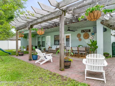 Exterior - 1491 Bourke Ln, Melbourne, FL 32940 photo 6 of 10