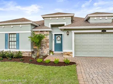 Exterior - 1491 Bourke Ln, Melbourne, FL 32940 photo 2 of 10