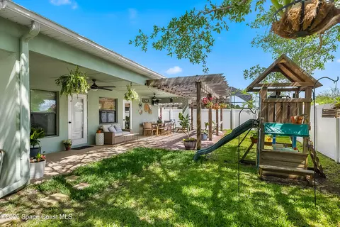 Exterior - 1491 Bourke Ln, Melbourne, FL 32940 photo 5 of 10