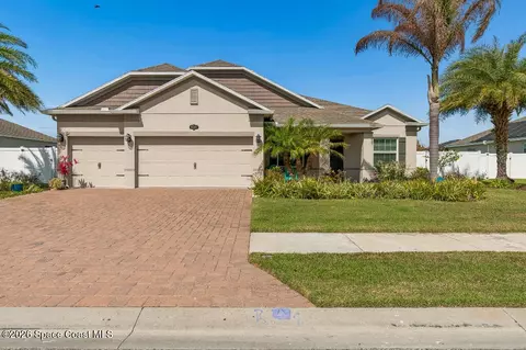 5045 Hebron Dr, Merritt Island, FL 32953