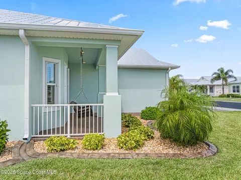 Exterior - 415 Lorelei Ave, Melbourne, FL 32901 photo 5 of 18