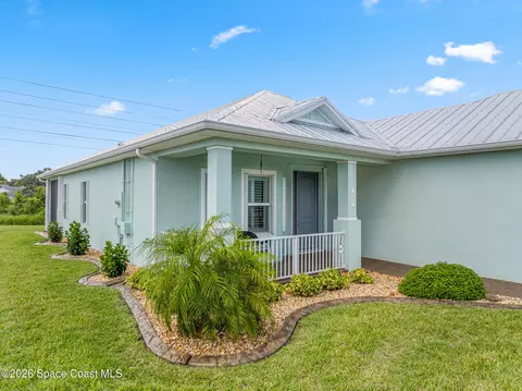 Exterior - 415 Lorelei Ave, Melbourne, FL 32901 photo 4 of 18