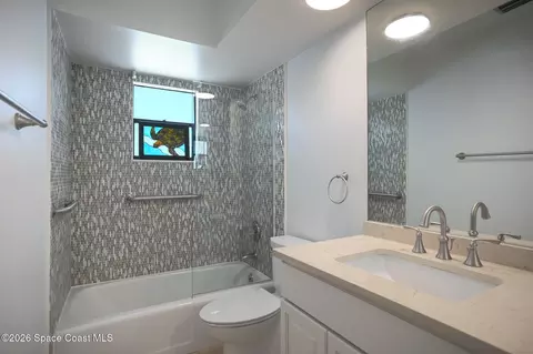 Bath - 401 3rd Ave, Melbourne Beach, FL 32951 photo 2 of 2