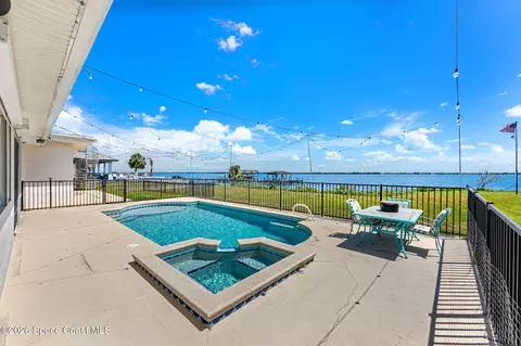 Exterior - 2729 Pineapple Ave, Melbourne, FL 32935 photo 1 of 14