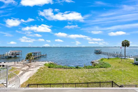 View/Area - 2729 Pineapple Ave, Melbourne, FL 32935 photo 3 of 12