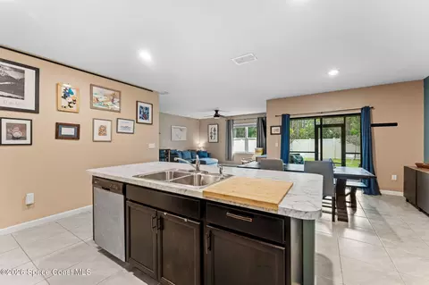 Kitchen - 5081 Talbot Blvd, Cocoa, FL 32926 photo 5 of 5