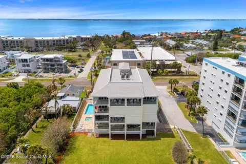 1915 S Atlantic Ave #202, Cocoa Beach, FL 32931