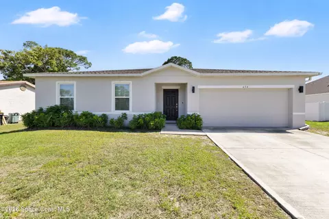 634 Brickell St SE, Palm Bay, FL 32909