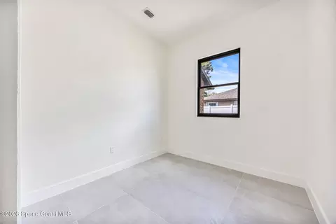 Bedroom - 105 Brookhill Dr, Cocoa, FL 32926 photo 6 of 9