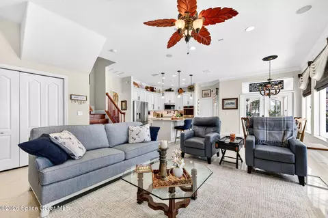 Living - 583 Young St, Melbourne, FL 32935 photo 4 of 5
