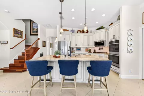 Kitchen - 583 Young St, Melbourne, FL 32935 photo 3 of 8