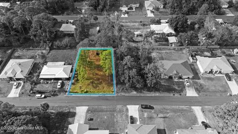 1330 Gimlet St NW, Palm Bay, FL 32907