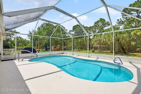 Exterior - 5220 Avocado Ave, Cocoa, FL 32926 photo 2 of 3