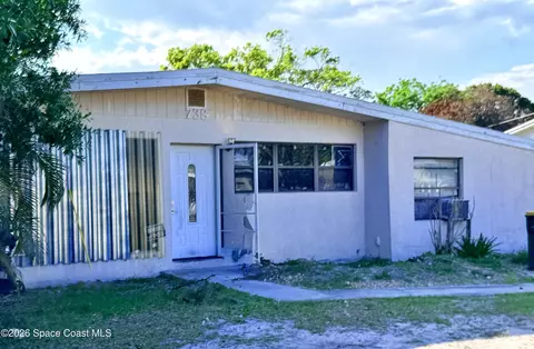 738 Lund Cir, Melbourne, FL 32901