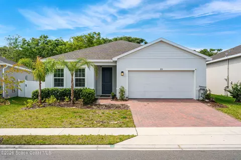 2854 Landing Dr, Titusville, FL 32796