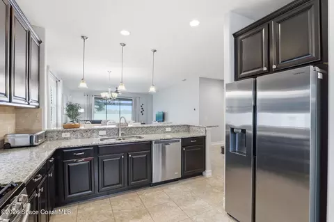 Kitchen - 955 Shiloh Dr, Melbourne, FL 32940 photo 2 of 5
