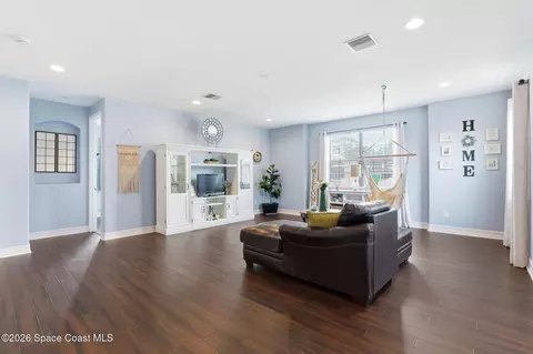 Living - 955 Shiloh Dr, Melbourne, FL 32940 photo 3 of 4