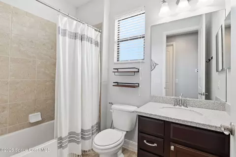Bath - 955 Shiloh Dr, Melbourne, FL 32940 photo 6 of 6