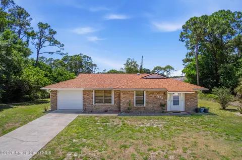 1472 Wacker Ave SE, Palm Bay, FL 32909