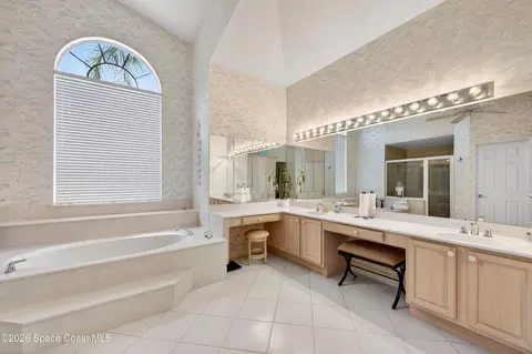 Bath - 900 Bluegrass Ln, Rockledge, FL 32955 photo 1 of 5