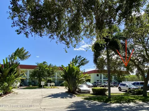 231 Circle Dr #3, Cape Canaveral, FL 32920