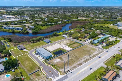 1395 Windchime Ln, Melbourne, FL 32935 photo 4