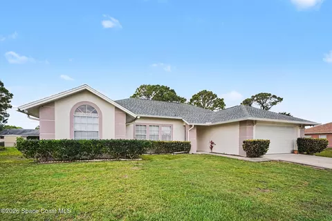 1206 Glencove Ave NW, Palm Bay, FL 32907