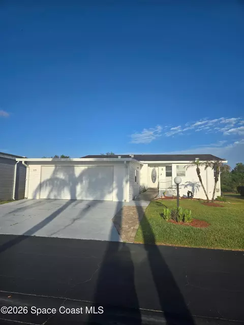 375 Outer Dr NE #213, Cocoa, FL 32926 photo 2