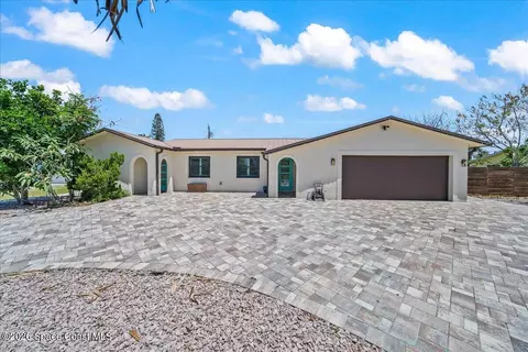 2320 Abalone Ave, Indialantic, FL 32903