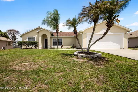 427 Davidson St SE, Palm Bay, FL 32909