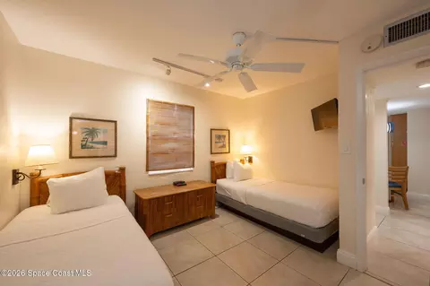 Bedroom - 617 Front St #E43-AB LOCKOUT WEEK 46, Key West, FL 33040 photo 6 of 8
