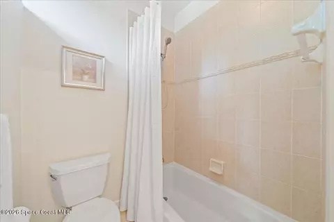 Bath - 4693 Canard Rd, Melbourne, FL 32934 photo 5 of 5