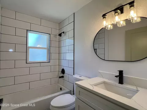 Bath - 2578 Coventry Rd, Melbourne, FL 32935 photo 1 of 1
