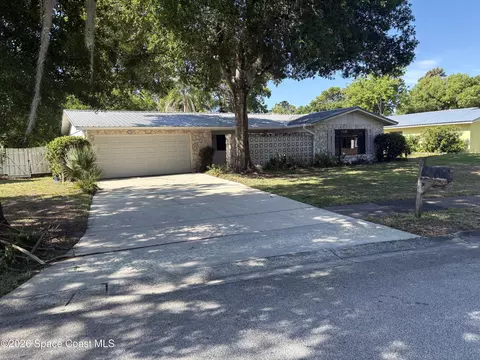 2709 Nottingham Ct, Titusville, FL 32796