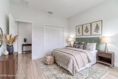 Bedroom - 983 Pace Dr NW, Palm Bay, FL 32907 photo 8 of 8