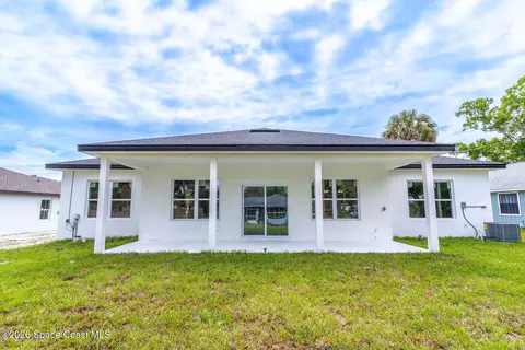 Exterior - 983 Pace Dr NW, Palm Bay, FL 32907 photo 4 of 4