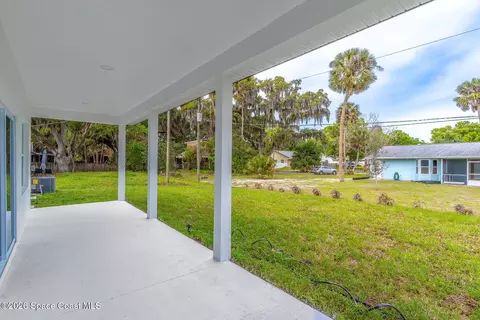 Exterior - 983 Pace Dr NW, Palm Bay, FL 32907 photo 1 of 4