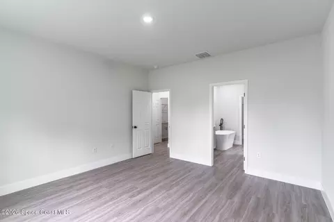 Bedroom - 983 Pace Dr NW, Palm Bay, FL 32907 photo 1 of 8