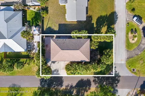 View/Area - 301 7th Ave, Indialantic, FL 32903 photo 2 of 11