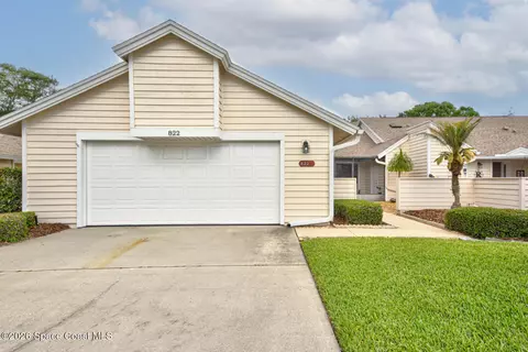 822 Ridge Lake Dr, Melbourne, FL 32940