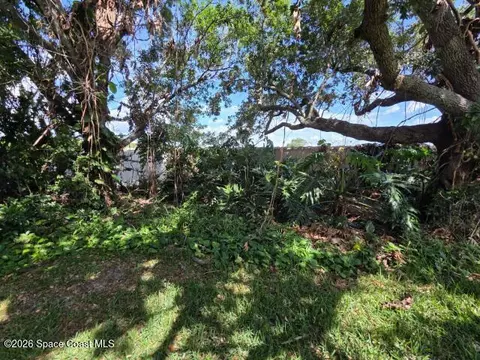 Exterior - 1082 S Fork Cir, Melbourne, FL 32901 photo 2 of 3
