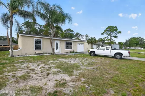 180 San Luis St SW, Palm Bay, FL 32908