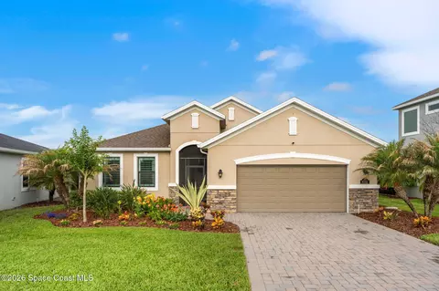 8232 Paragrass Ave, Melbourne, FL 32940