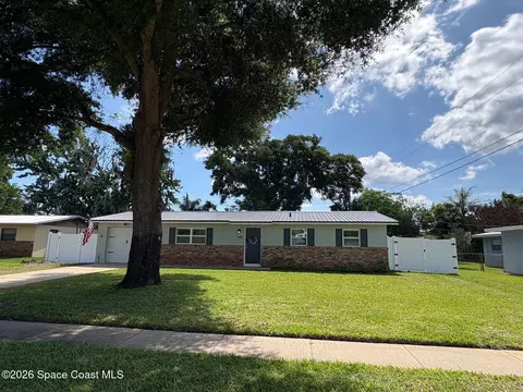 1205 Willard Dr, Titusville, FL 32796