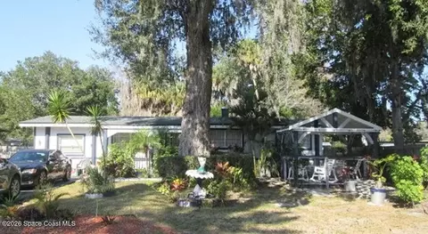 140 Baywood Dr, Daytona Beach, FL 32117