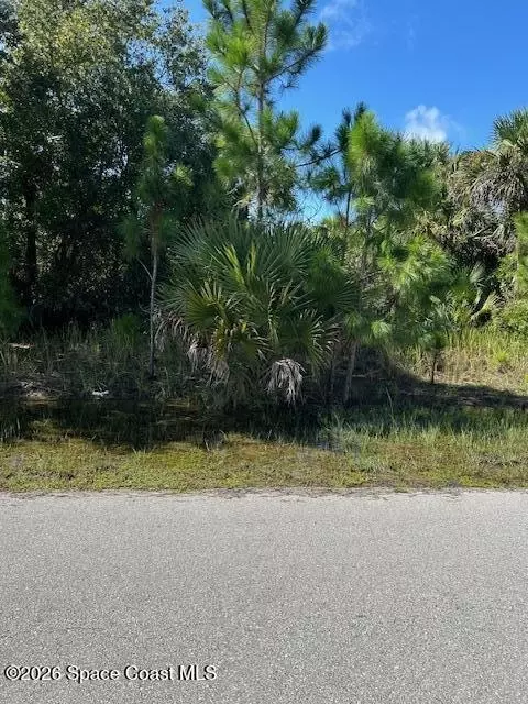 474 Gantry St SW, Palm Bay, FL 32908