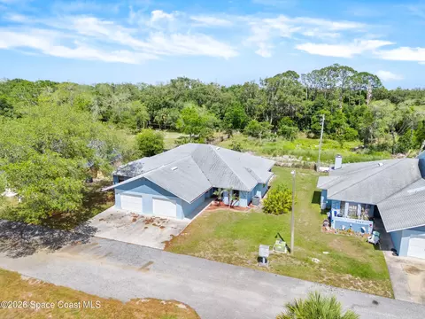 3745 Canberra Ct, Titusville, FL 32780